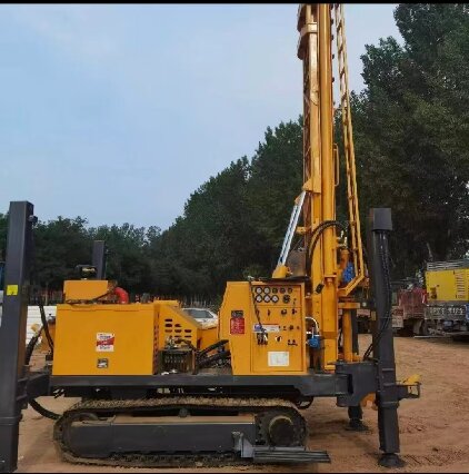 五峰岩石井施工